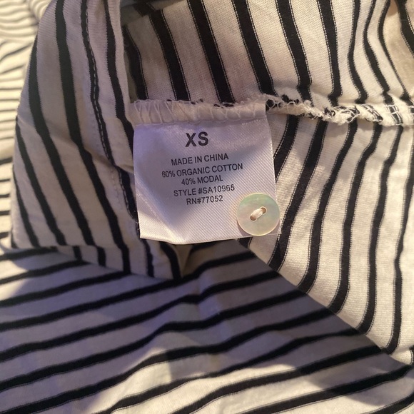 *like new* Threads 4 Thought dress - Picture 5 of 8